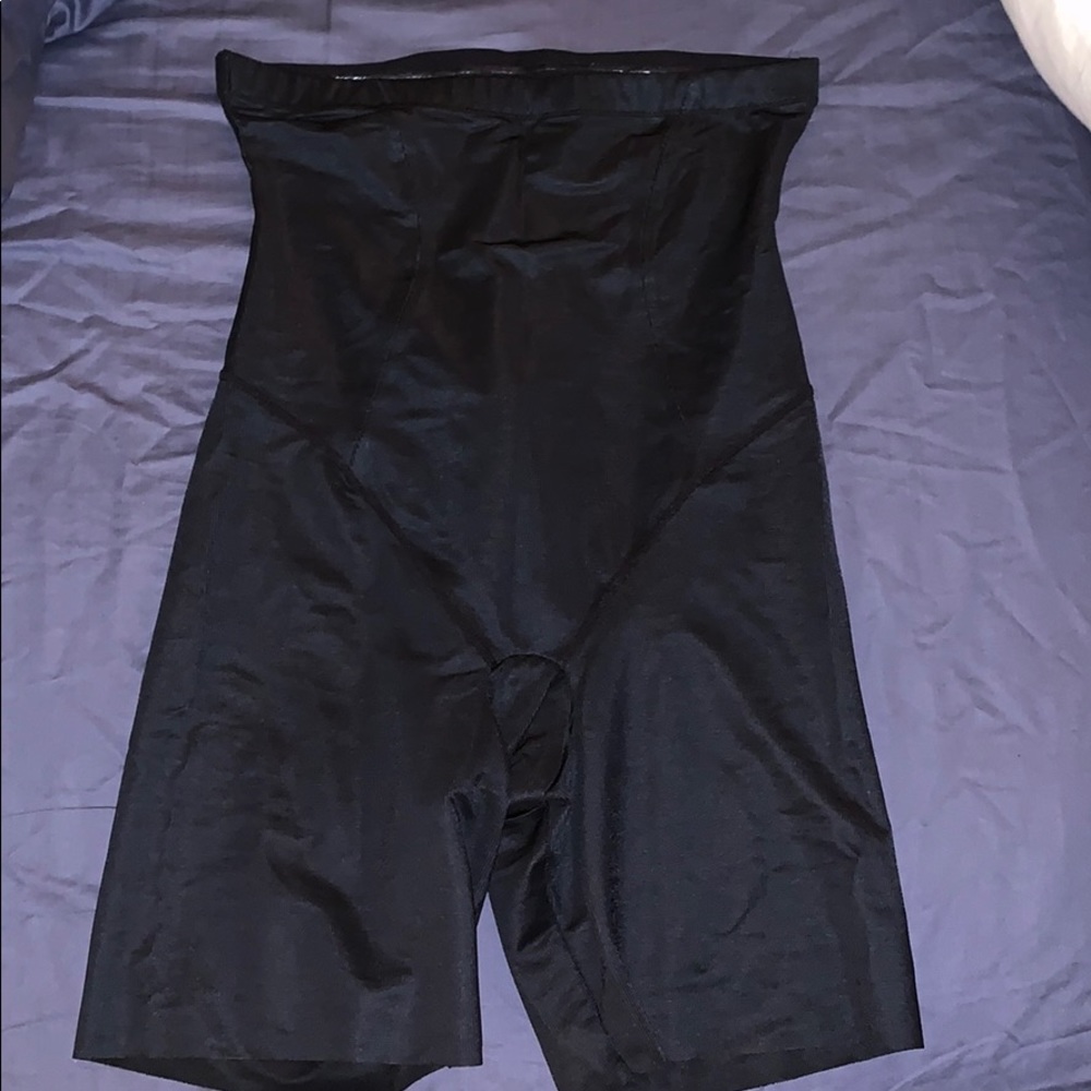 Maiden form black shape wear size L